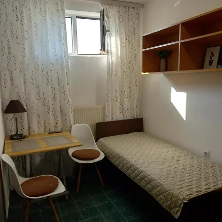 Kuca Za Odmor Sa 3 Spavace Sobe * Kragujevac