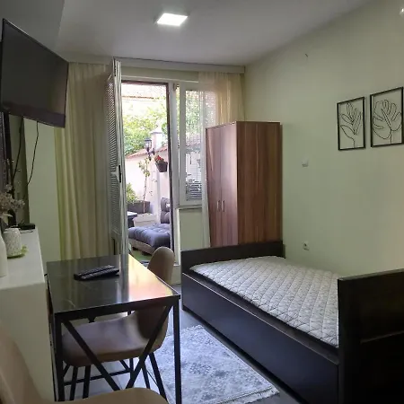 Kuca Za Odmor Sa 3 Spavace Sobe Vilă Kragujevac