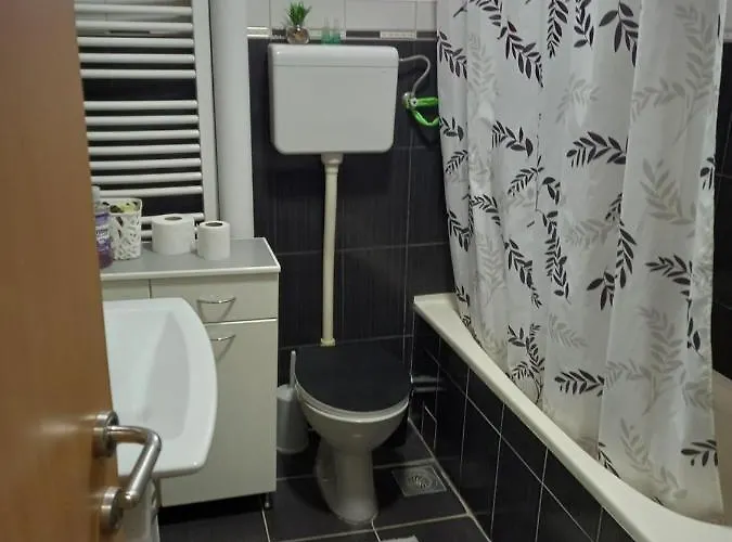 Kuca Za Odmor Sa 3 Spavace Sobe *